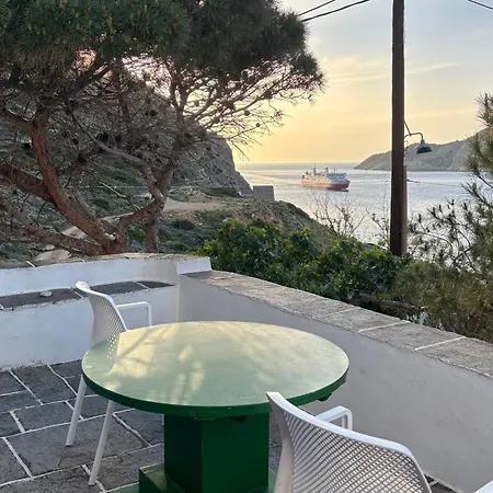 別荘 Sifnos Tinas House カマライ