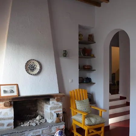 Sifnos Tinas House *
