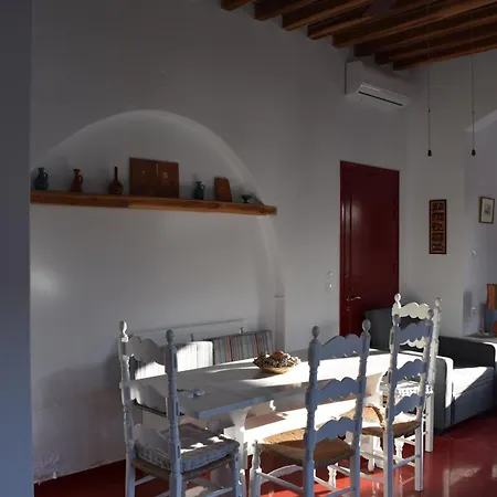 別荘 Sifnos Tinas House *
