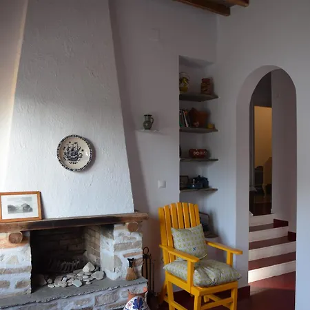 Sifnos Tinas House *