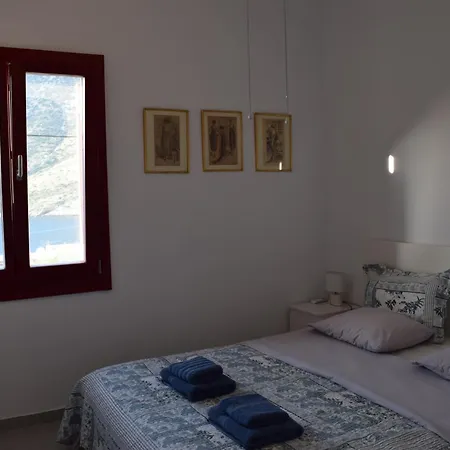 Sifnos Tinas House * カマライ