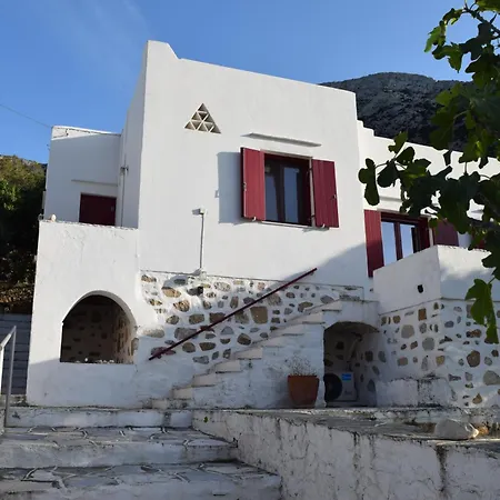 Sifnos Tinas House * カマライ