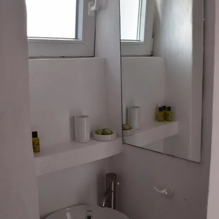 Sifnos Tinas House