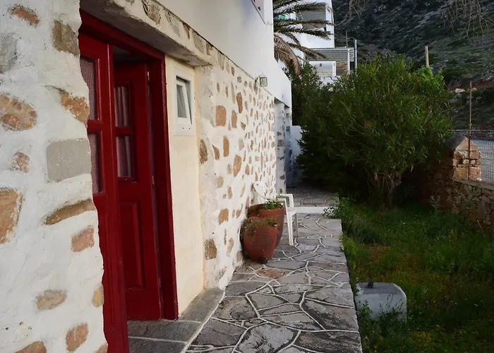 Sifnos Tinas House Ferienhaus Kamarai